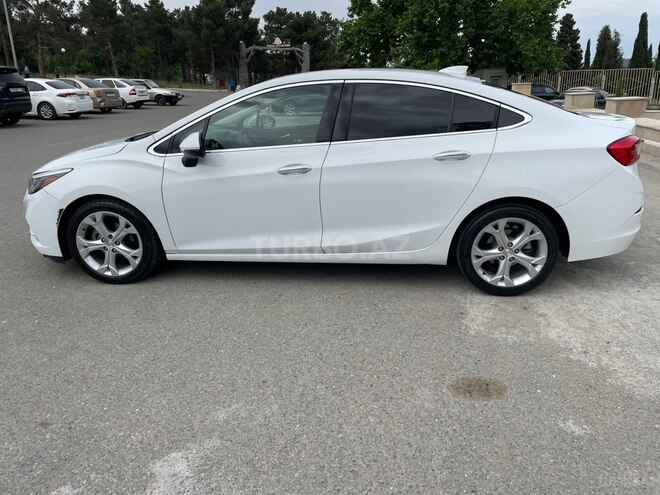 Chevrolet Cruze-4