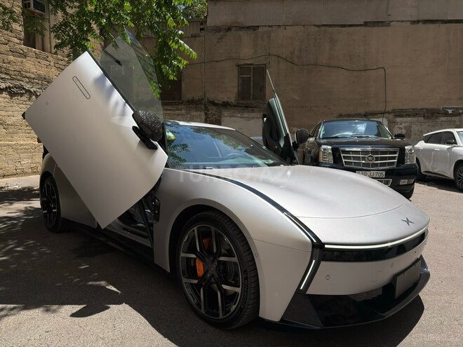 XPeng P7-1