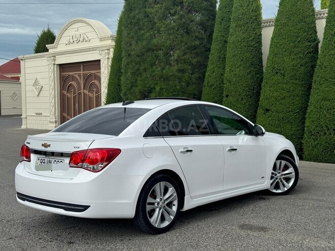 Chevrolet Cruze-4