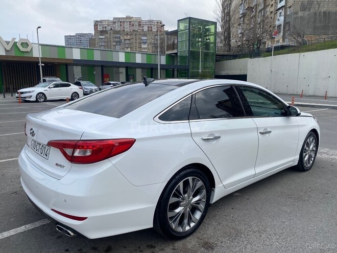 Hyundai Sonata-8