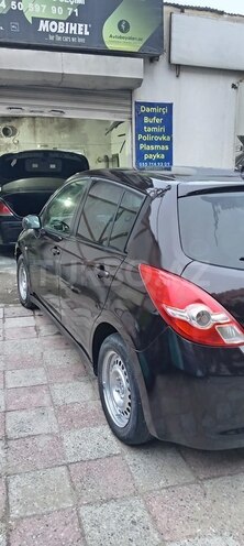 Nissan Tiida-7