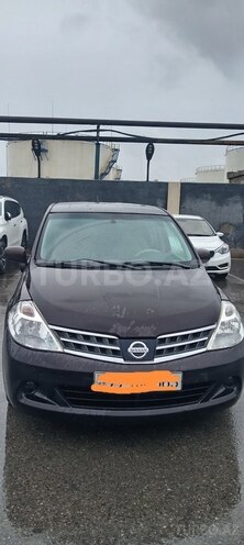 Nissan Tiida-1
