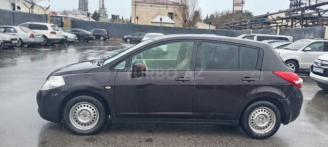 Nissan Tiida-3