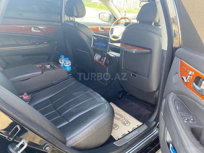 Hyundai Equus-6