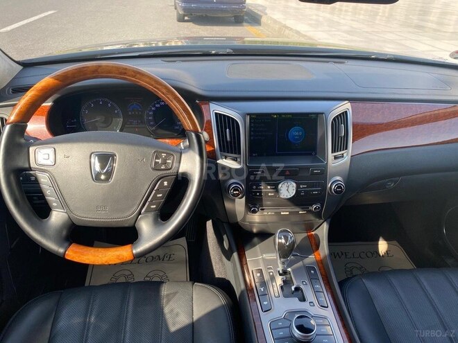 Hyundai Equus-9