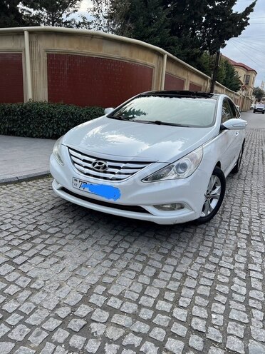 Hyundai Sonata-3