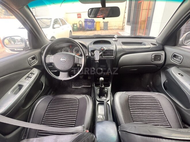 Nissan Sunny-5