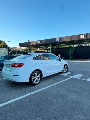 Chevrolet Cruze-11