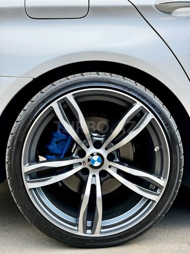 BMW 528-13