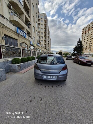 Opel Astra-2