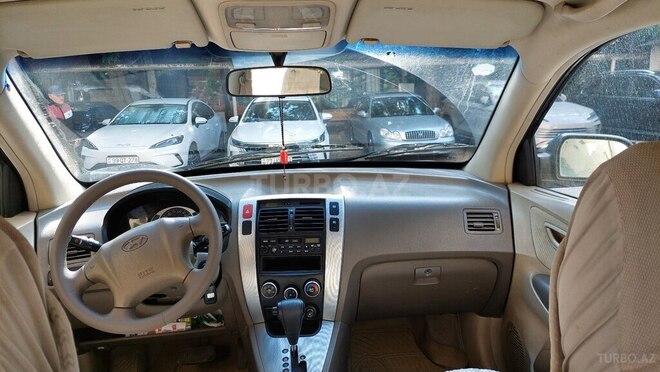 Hyundai Tucson-12