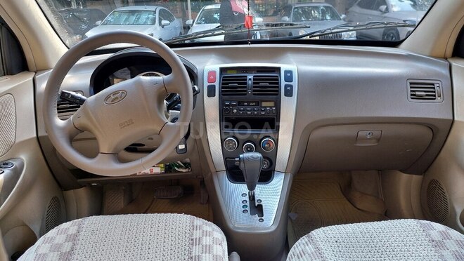 Hyundai Tucson-13