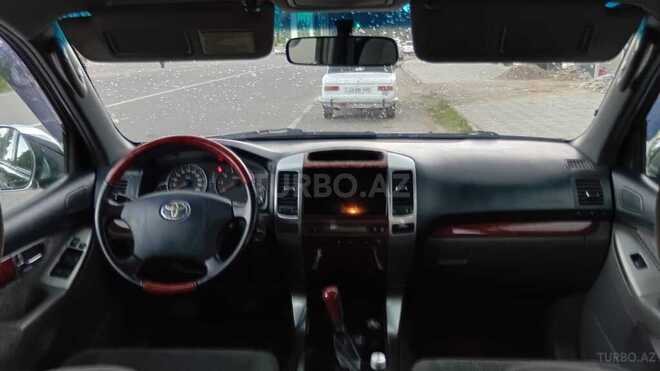 Toyota Land Cruiser Prado-10