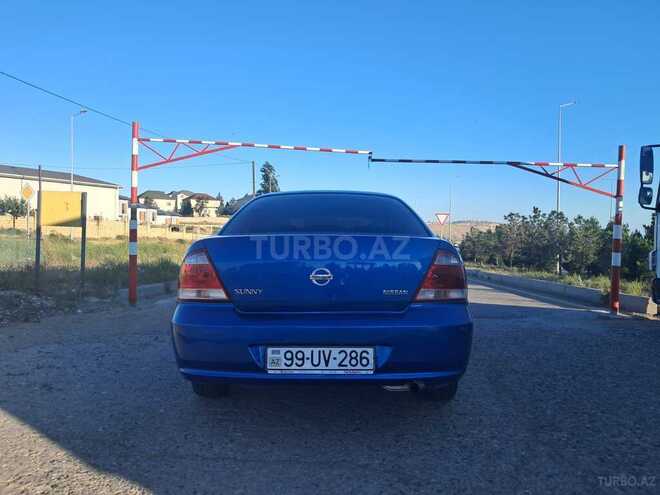 Nissan Sunny-2