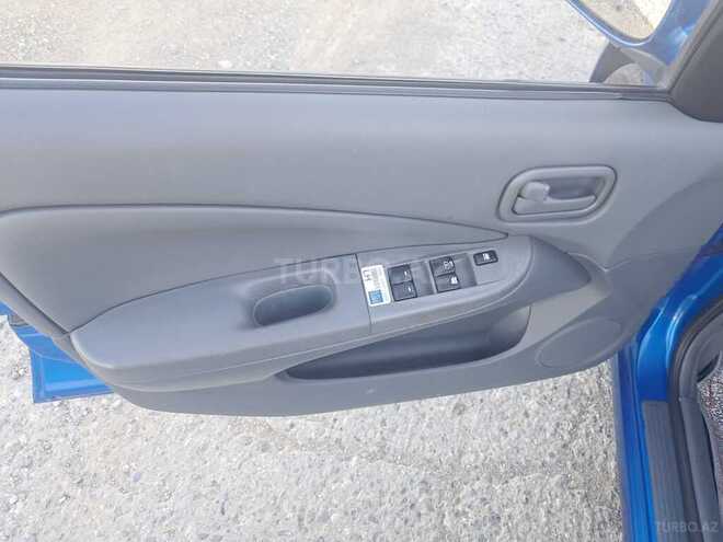 Nissan Sunny-8