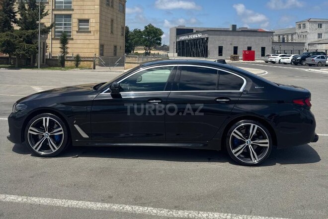 BMW 530e-5