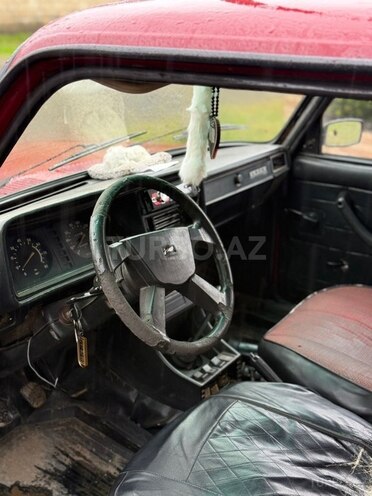 LADA (VAZ) 2107-4