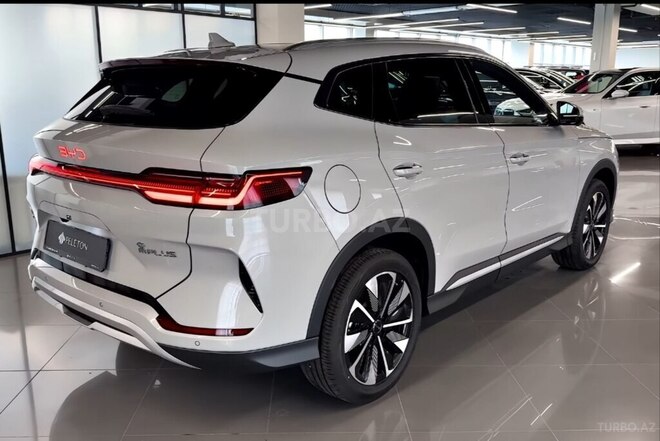 BYD Song Plus EV-3