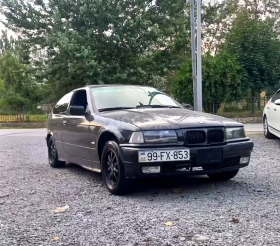 BMW 318-1
