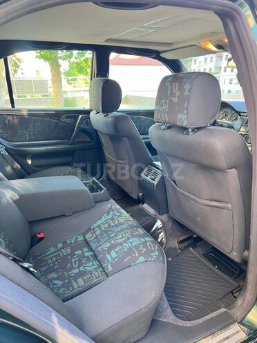 Mercedes E 200-14