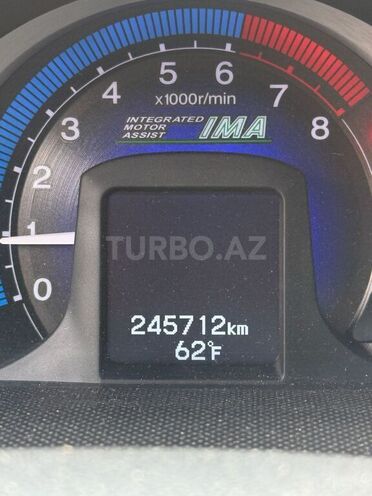 Honda Insight-5