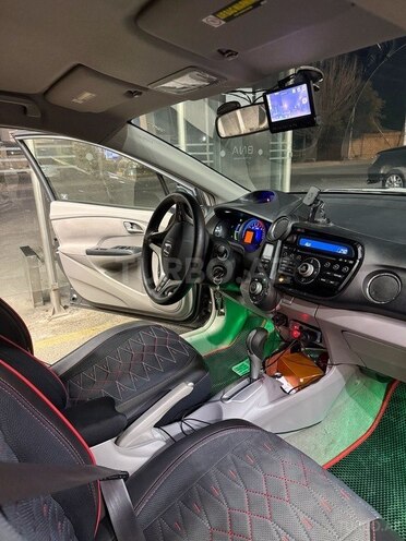 Honda Insight-13