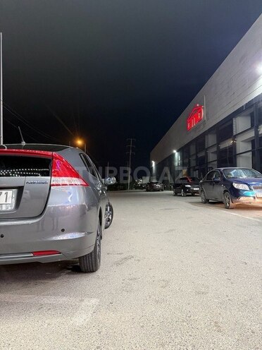 Honda Insight-3