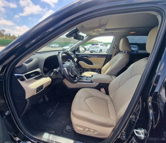 Toyota Highlander-6