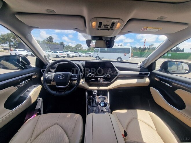 Toyota Highlander-5