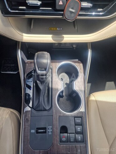 Toyota Highlander-8
