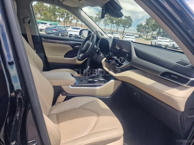 Toyota Highlander-16