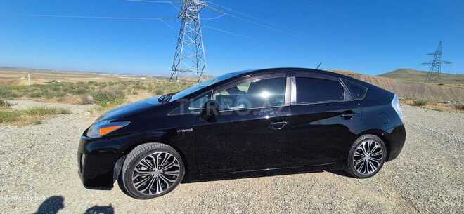Toyota Prius-11