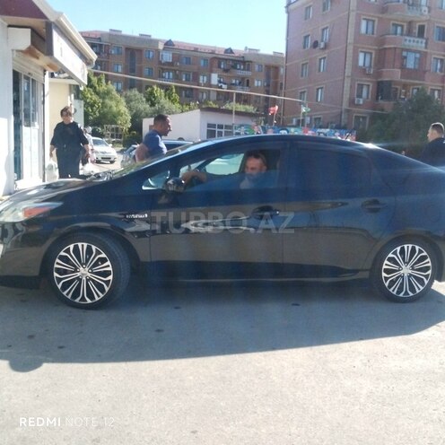 Toyota Prius-15