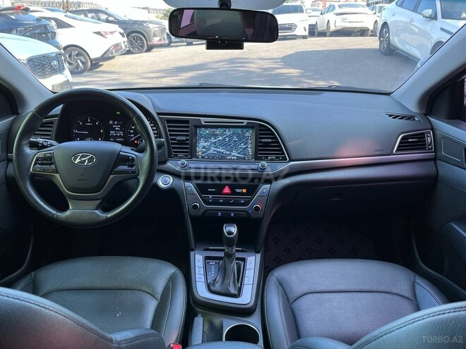 Hyundai Avante-14