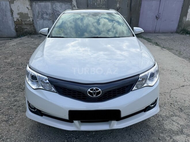 Toyota Camry-1