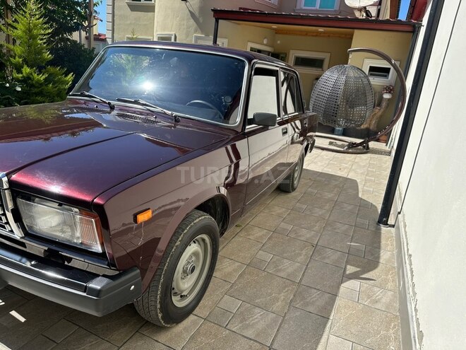 LADA (VAZ) 2107-8