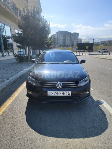 Volkswagen Jetta-1