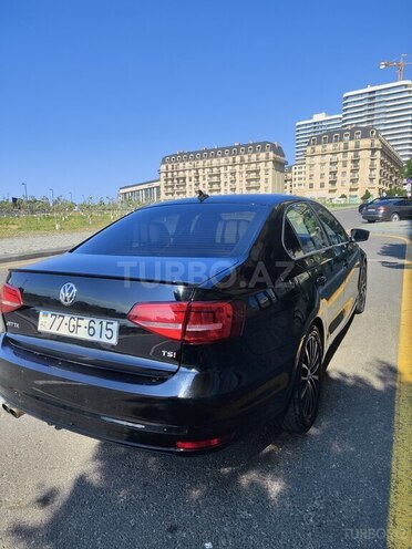 Volkswagen Jetta-10