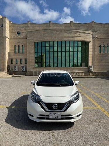 Nissan Note-1