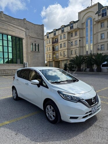 Nissan Note-4