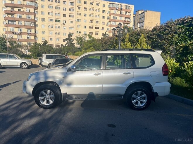 Toyota Land Cruiser Prado-2