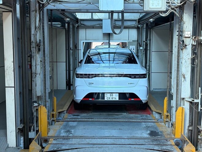 BYD Destroyer 05-13