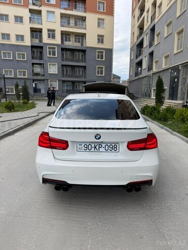 BMW 330-3