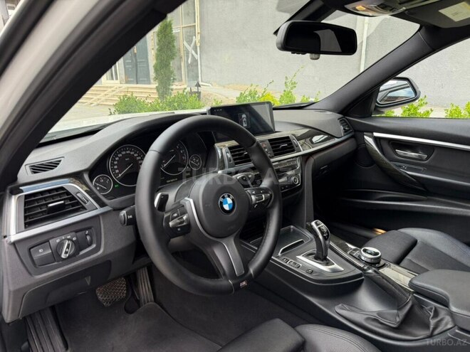 BMW 330-7