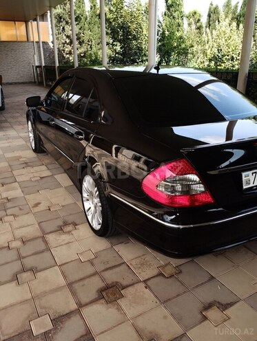 Mercedes E 220-8