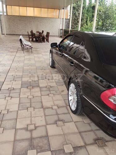 Mercedes E 220-9