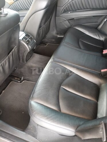Mercedes E 220-13