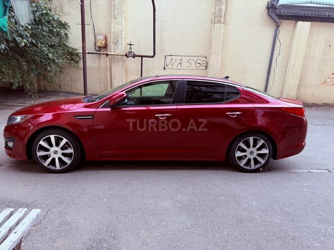 Kia Optima-3