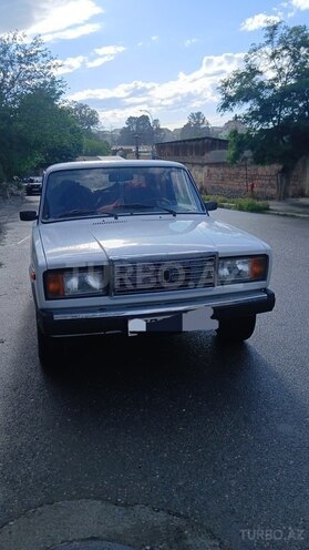 LADA (VAZ) 2107-1