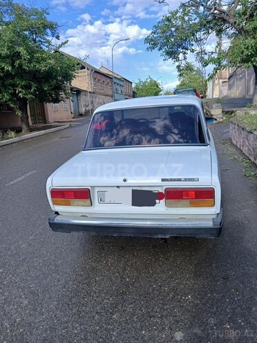 LADA (VAZ) 2107-2